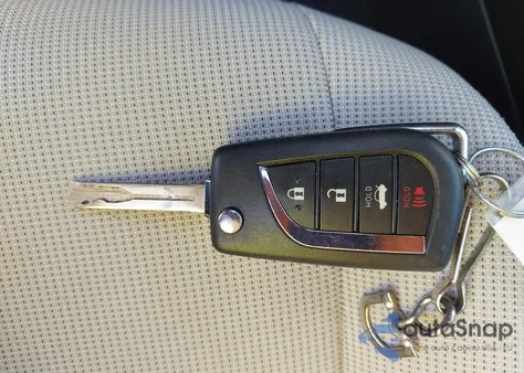 2021 Toyota Corolla Le z USA, uszkodzony, nr VIN JTDEPMAE4MJ127238